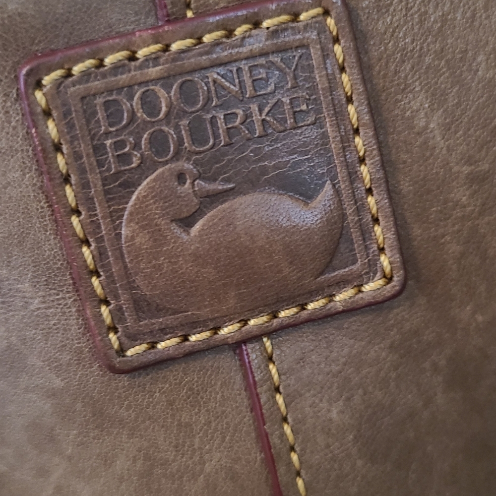 Dooney & Bourke